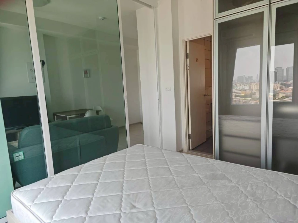 For rent: Chapter One Eco Ratchada-Huai Khwang, high floor unit, fully furnished. Book now!