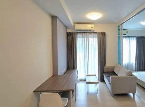 For rent: Chapter One Eco Ratchada-Huai Khwang. Ready to move in, fully furnished, spacious and comfortable. Book now!