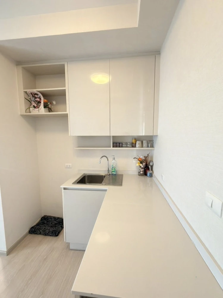For rent: Chapter One Eco Ratchada-Huai Khwang, 26th floor. High floor, bright and airy with great ventilation. Book now!