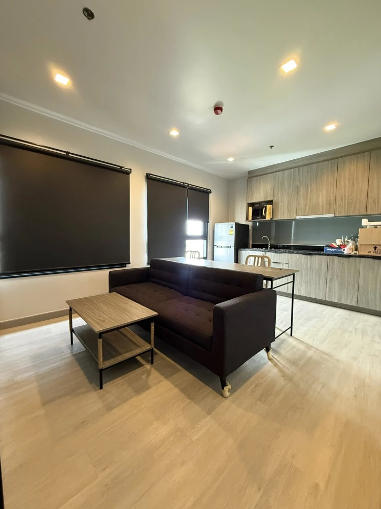 For rent: Chapter one Mid Town Ladprao 24, 1 bedroom, 1 bathroom, walk-in closet, comes with a large living space. Don't miss it.
