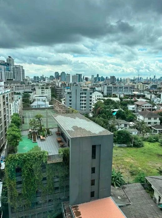 For rent: Chapter One Midtown Ladprao 24, beautiful corner unit, 39 sq m, very spacious. Book now!