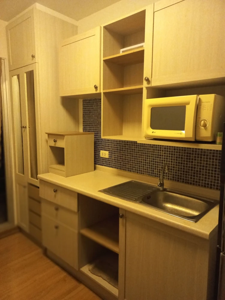For rent: Chapter One Modern Dutch, 17th floor, fully furnished, book now.