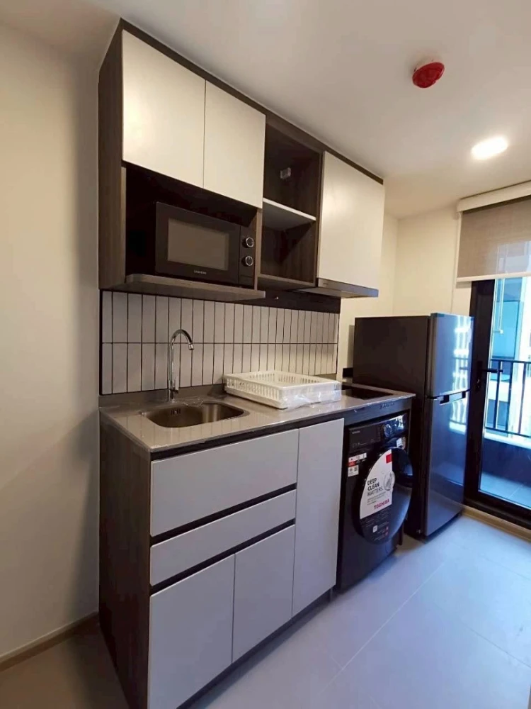For rent: Chapter One More Kaset, Building A, 5th floor. Pool view, good atmosphere, quiet and private. Ready to move in.