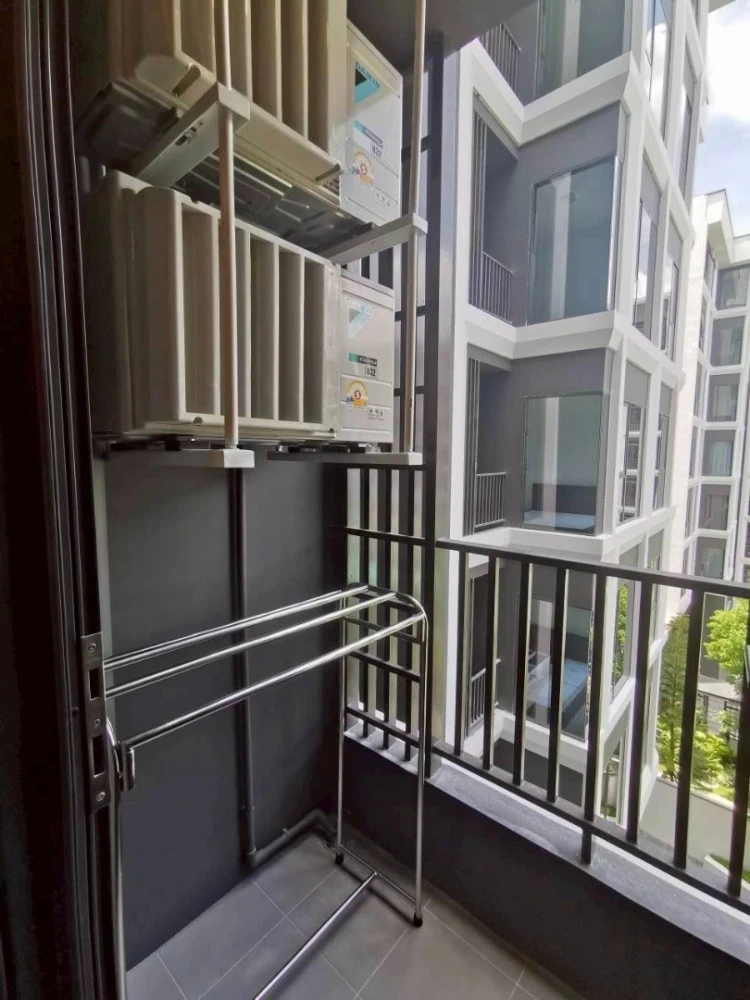 For rent: Chapter One More Kaset, Building A, 5th floor. Pool view, good atmosphere, quiet and private. Ready to move in.