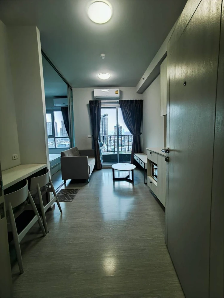 For rent: Chapter One Shine Bangpo, 16th floor, fully furnished room, ready to move in, just bring your bag.