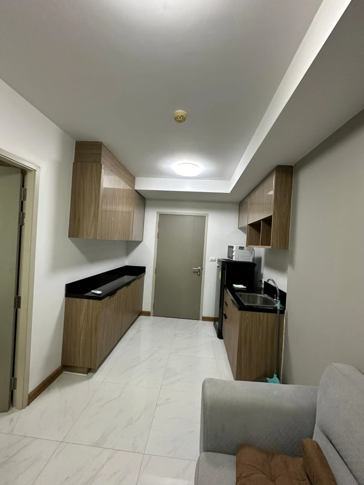 Chapter One The Campus Kaset for rent, living room and bedroom divided, 3rd floor, just bring your bags and move in.