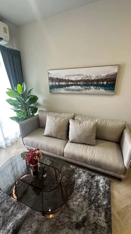 Chapter Thonglor 25 for rent, 1 bedroom, 1 bathroom, beautifully decorated, good location, fully furnished, reserve now.