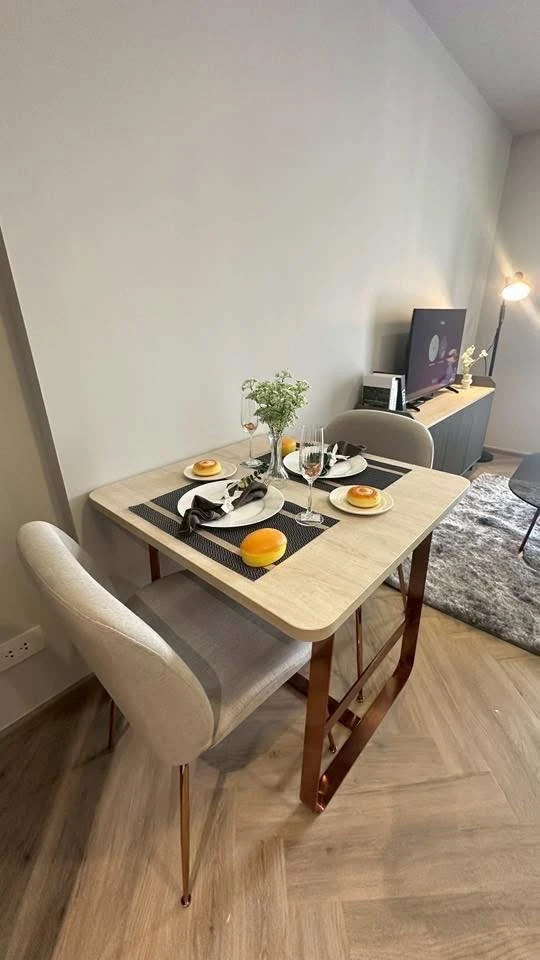 Chapter Thonglor 25 for rent, 1 bedroom, 1 bathroom, beautifully decorated, good location, fully furnished, reserve now.