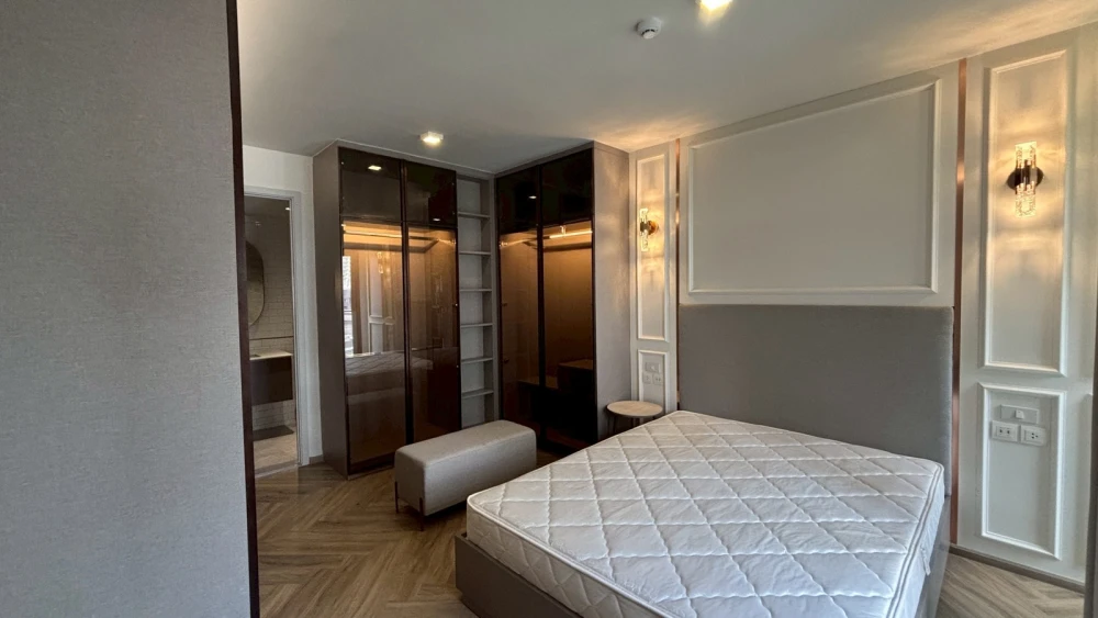 For rent: Chapter Thonglor 25, 5th floor, great view, fully furnished, very livable. Book now!
