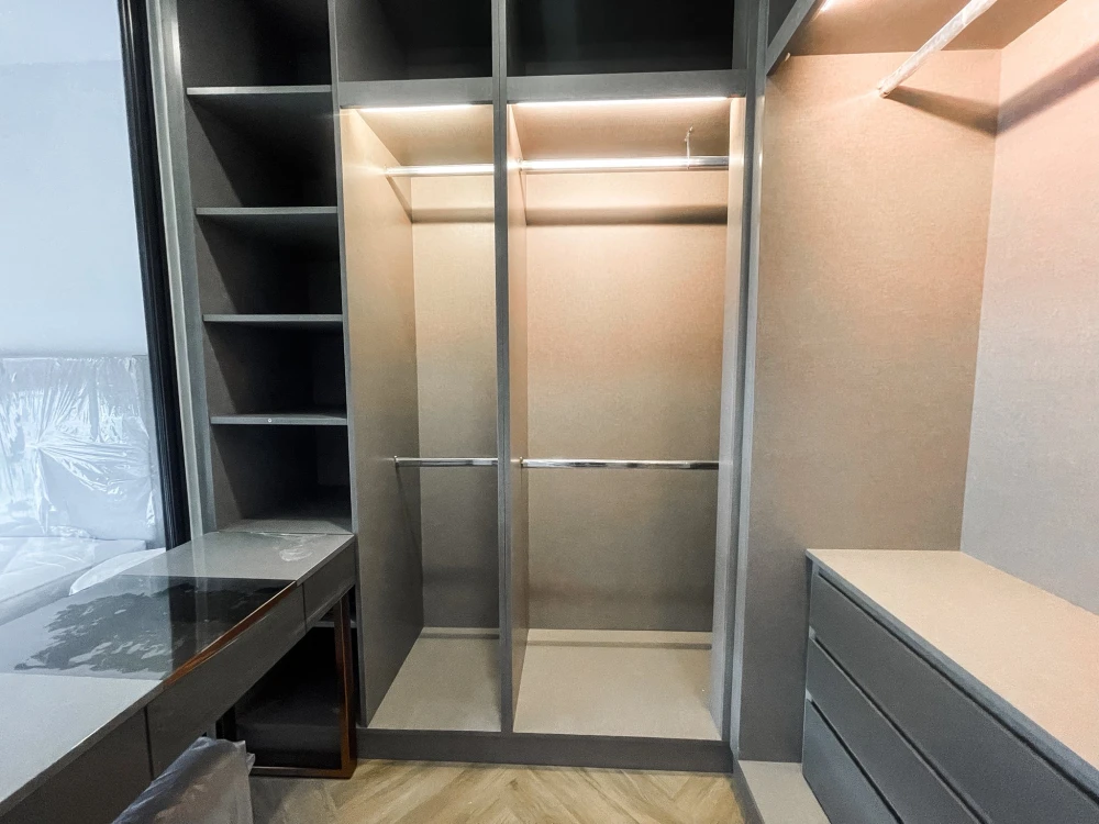 Chapter Thonglor 25 for rent, open view, good breeze, modern style decoration, complete functions, ready to move in immediately.
