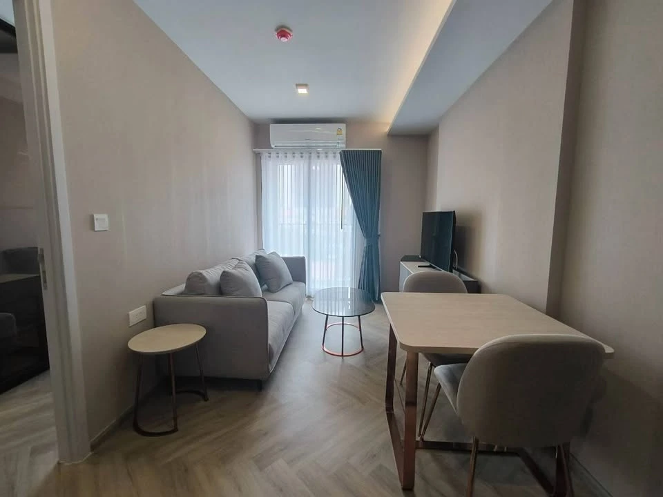 ให้เช่า Chapter Thonglor 25 ห้องสตูดิโอ ชั้น 8 มาพร้อมราคาไม่แรง ครบจบที่นี่ รีบมาจองเลย