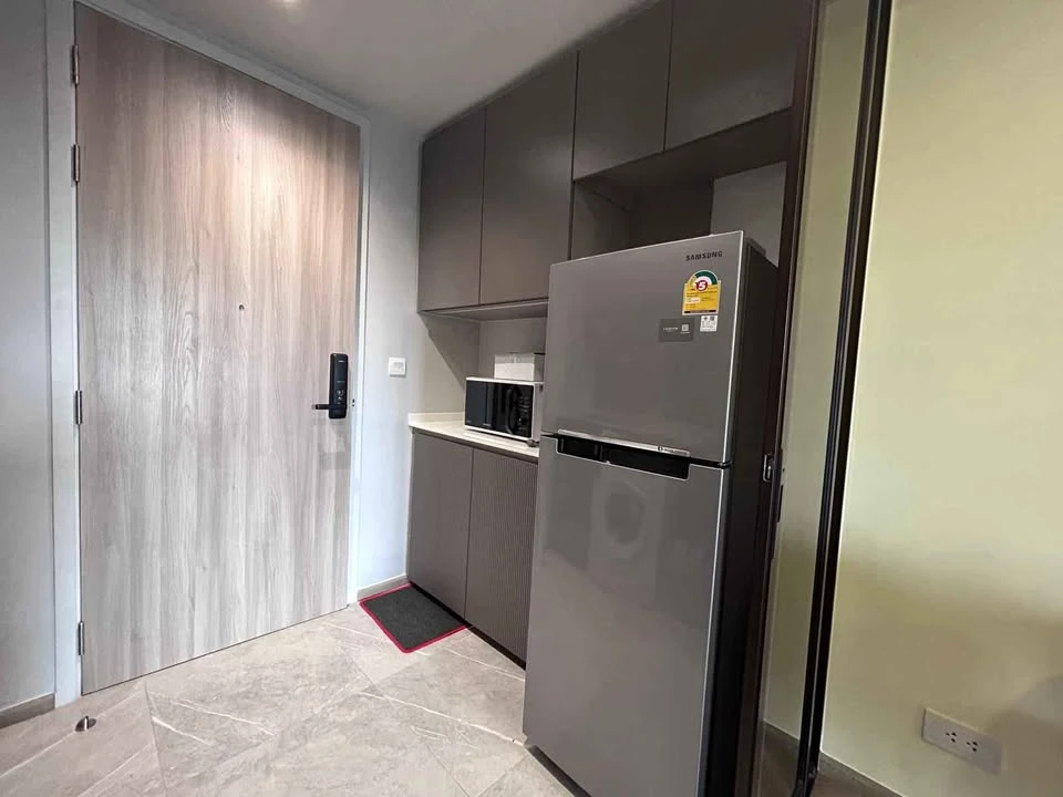 For rent, Chapter Thonglor 25, 7th floor, beautiful decorated room, minimal, mini-jai, has the best view, can reserve first come first serve.