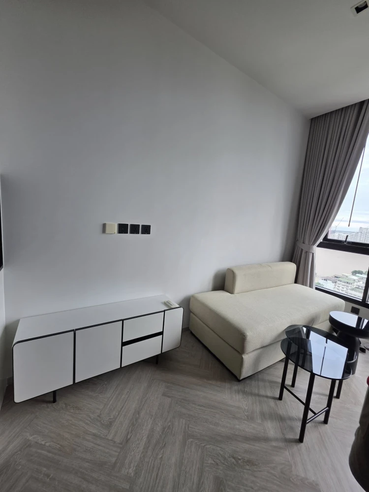 For sale or rent!! Chapter Charoen Nakhon-Riverside Condo, 19th floor, beautiful room, fully furnished, ready to move in! Don't miss out!!