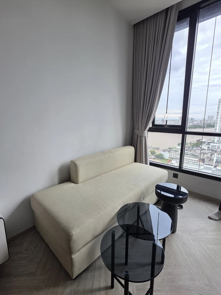 For sale or rent!! Chapter Charoen Nakhon-Riverside Condo, 19th floor, beautiful room, fully furnished, ready to move in! Don't miss out!!