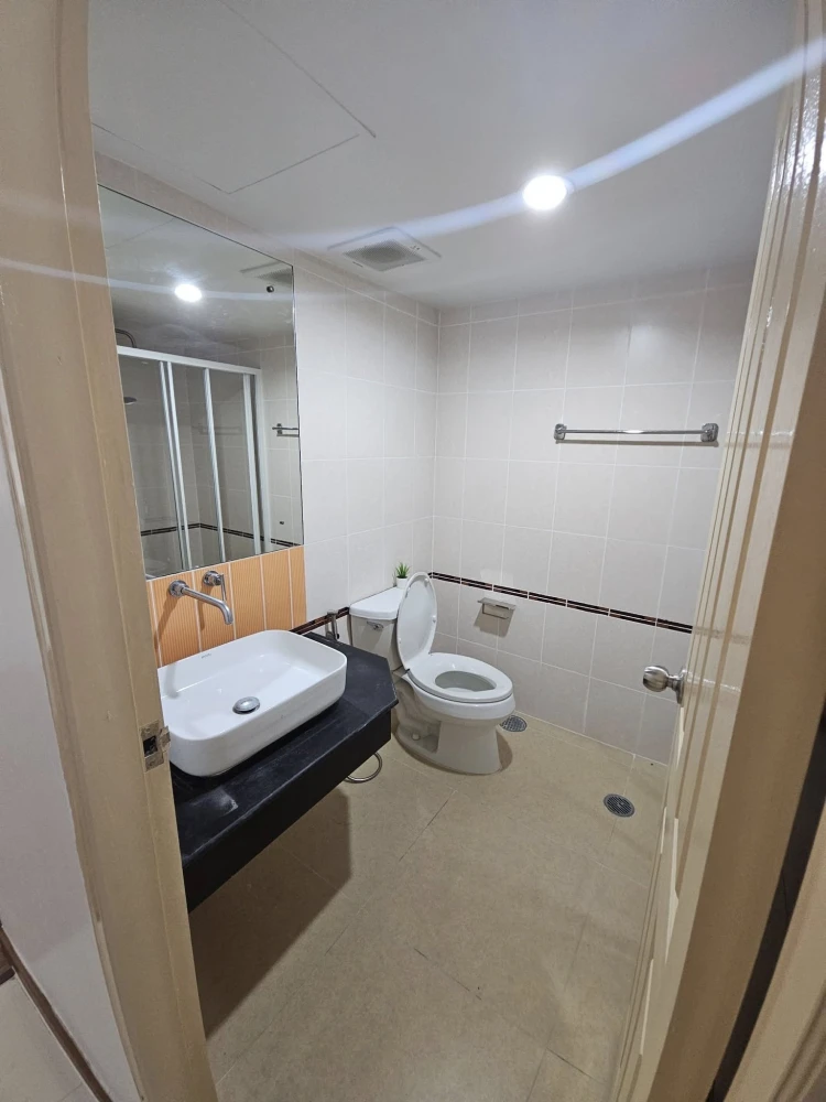 For rent: Chateau In Town Major Ratchayothin. Large, beautiful room, fully furnished and ready to move in!