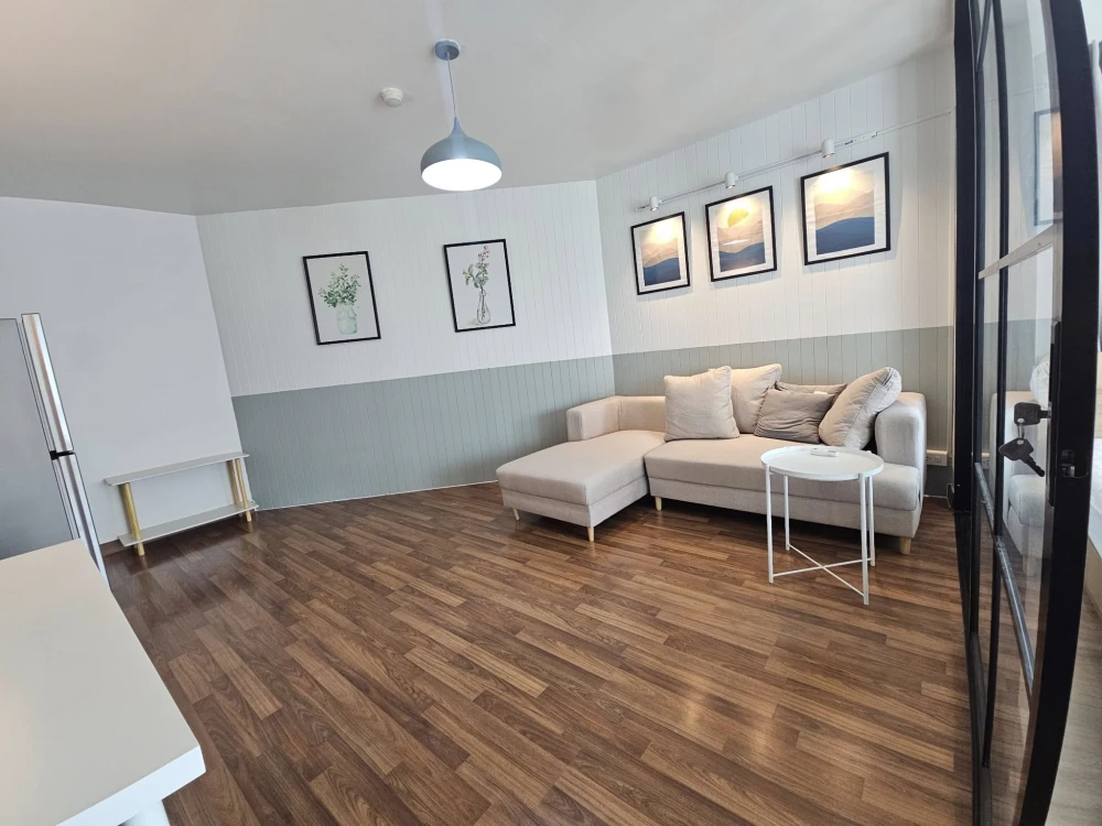 For rent: Chateau In Town Major Ratchayothin. Large, beautiful room, fully furnished and ready to move in!