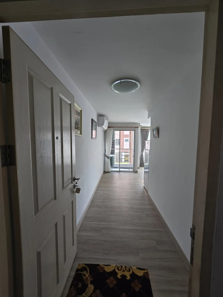 For rent: Chateau in town Ratchada 13, 2nd floor, fully furnished, nice to live in, reserve now, hurry!