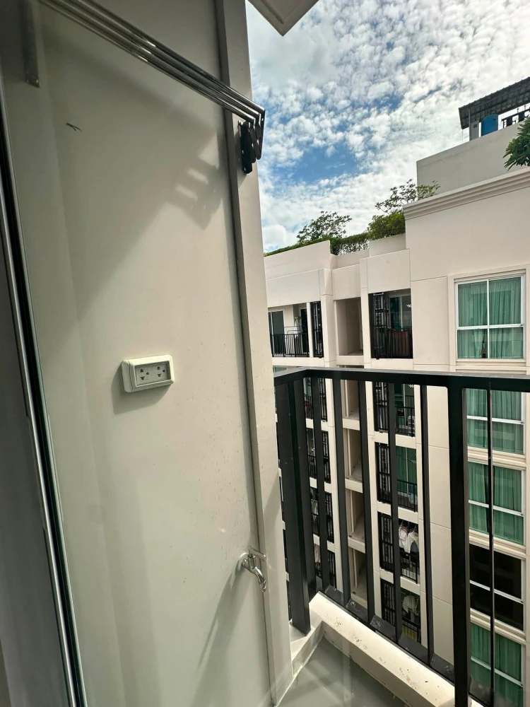 For rent: Chateau In Town Ratchayothin, 8th floor, fully furnished, very livable. Book now!