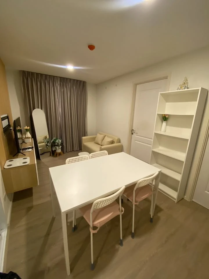 Chateau In Town Ratchayothin for rent, spacious room, lots of usable space, convenient and complete here, move in quickly.
