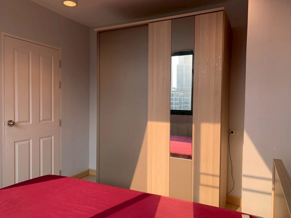 For rent: Chateau In Town Sukhumvit 62/1 phase 2, 2 bedrooms, spacious living area, fully furnished. Book now!