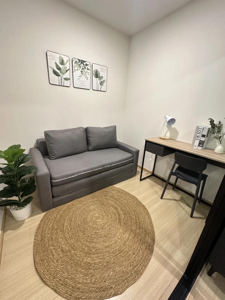 For rent: Chewathai Hallmark Ladprao-Chokchai, 4th floor, 3 bedrooms, fully furnished. Book now!