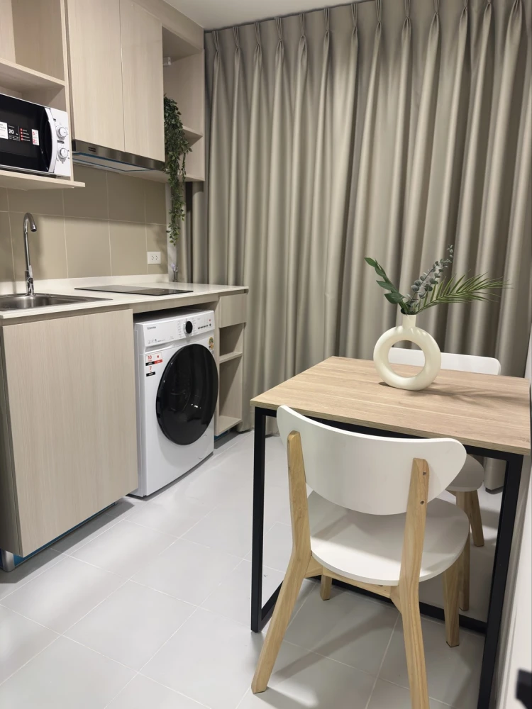 For rent: Chewathai Hallmark Ladprao-Chokchai, 4th floor, 3 bedrooms, fully furnished. Book now!