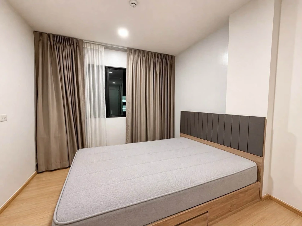 For rent: Chewathai Hallmark Ladprao-Chokchai 4. Nice room, fully furnished. Just bring your belongings and move in!