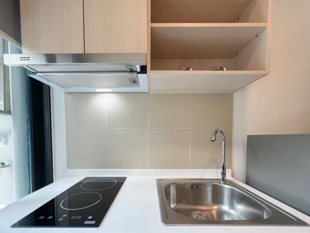 For rent: Chewathai Hallmark Ladprao-Chokchai 4, fully furnished apartment with complete amenities. Book now! Don't miss out!
