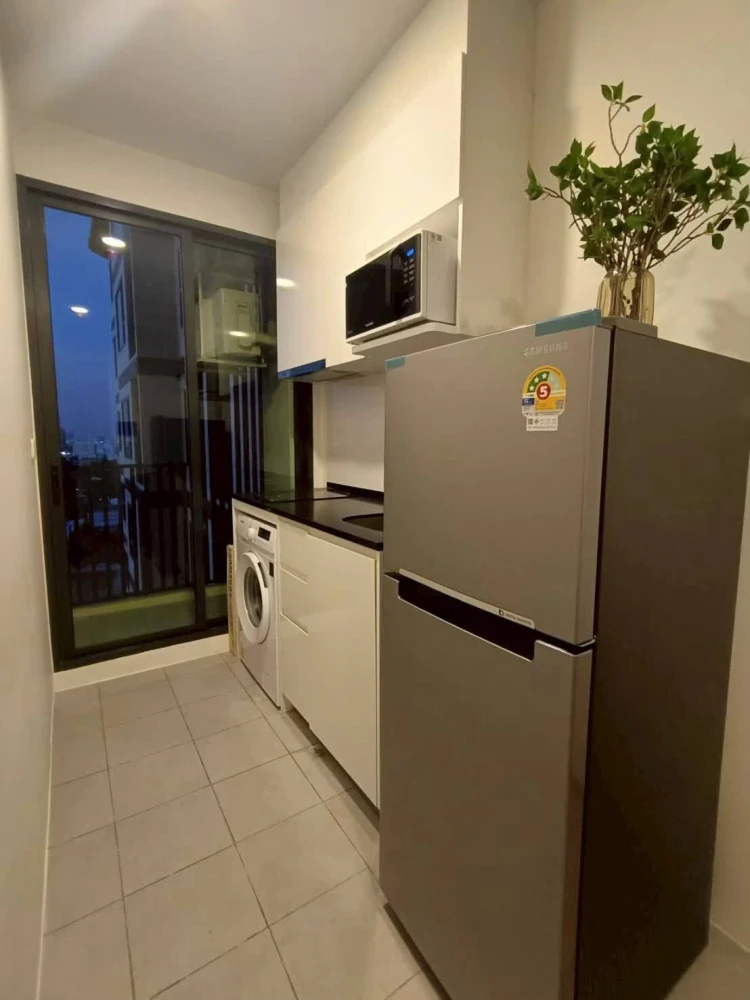 For rent: Chewathai Kaset Nawamin, 1 bedroom, 1 bathroom, fully furnished, just bring your bags and move in.