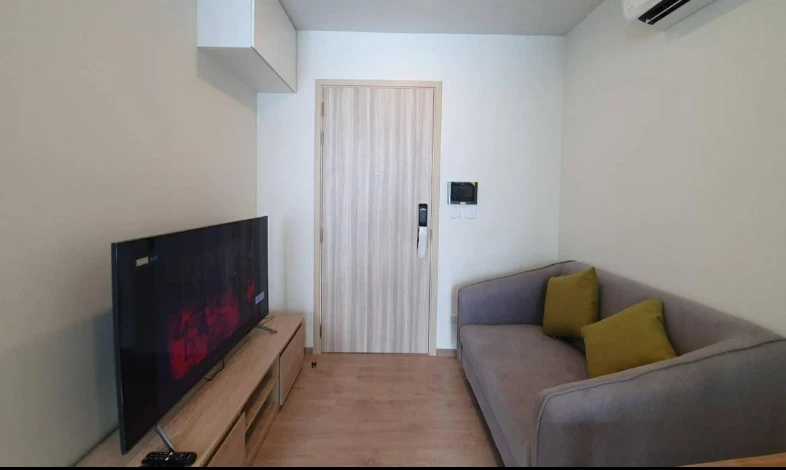 For rent: Chewathai Kaset Nawamin, 11th floor, corner unit, fully furnished, ready to move in. Book now!
