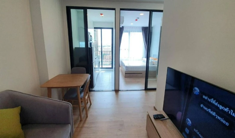 For rent: Chewathai Kaset Nawamin, 11th floor, corner unit, fully furnished, ready to move in. Book now!