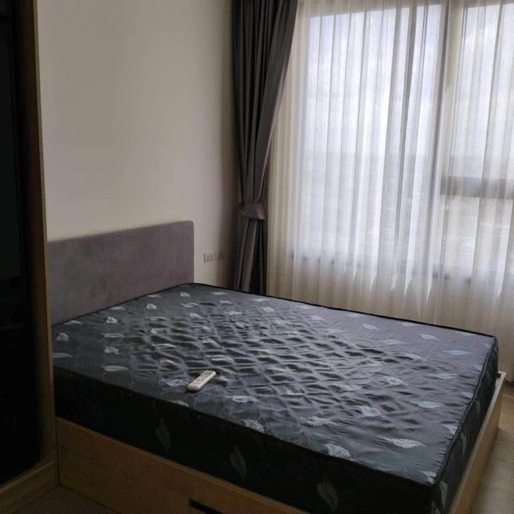 For Rent: Chewathai Kaset Nawamin, 21st floor. A lovely, fully furnished unit—book now! Don't miss out. images