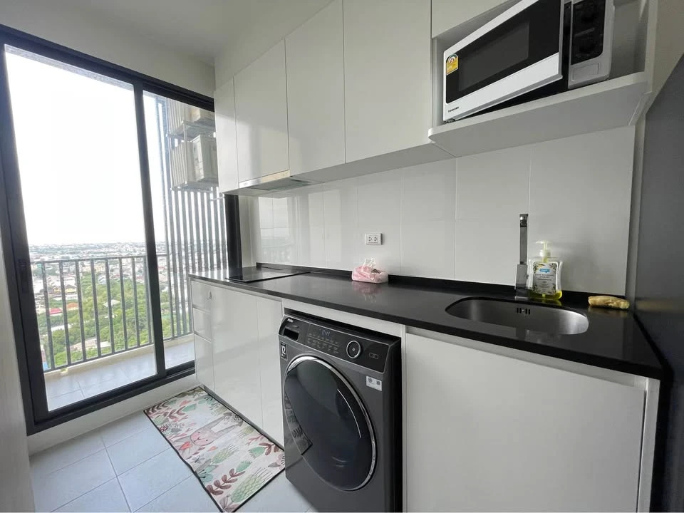 For rent: Chewathai Kaset Nawamin apartment. Ready to move in, spacious and comfortable. Book now!