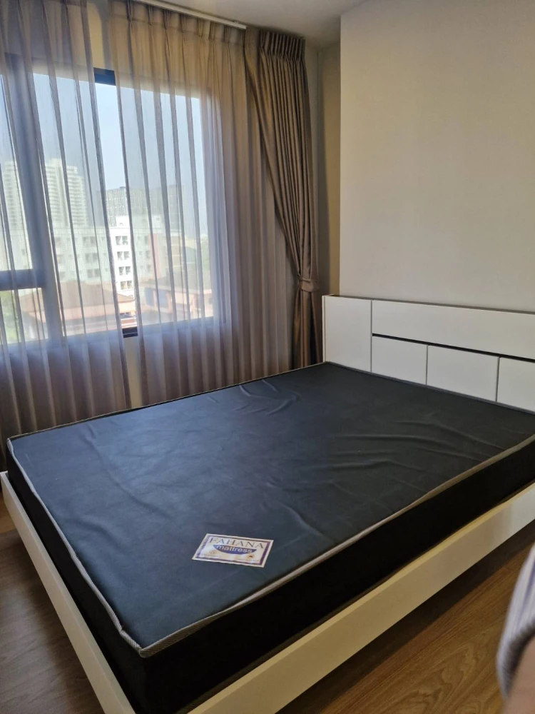 For rent: Chewathai Pinklao apartment. Ready to move in, fully furnished, spacious and comfortable. Book now!