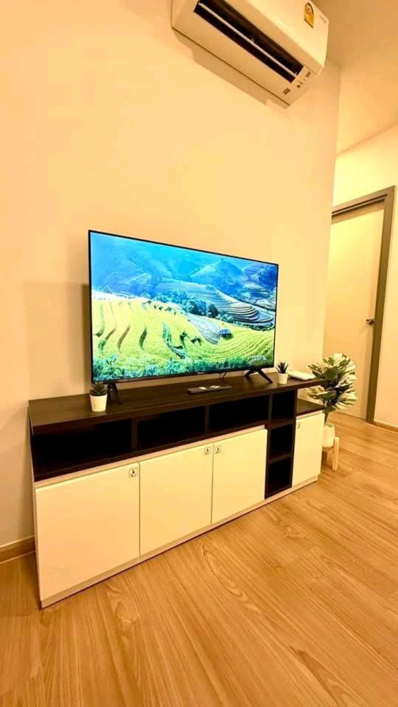 Beautiful condo for rent at Chewathai Pinklao, fully furnished. Book now!