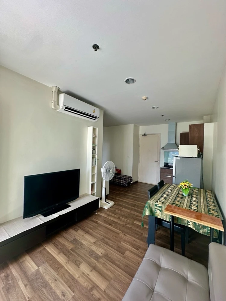 For rent: Chewathai Ratchaprarop, 12th floor, fully furnished. Book now!