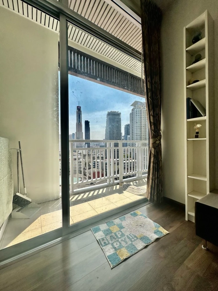 For rent: Chewathai Ratchaprarop, 12th floor, fully furnished. Book now!