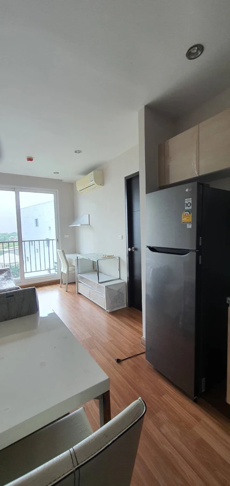 For sale: Chrisma Ramintra, 6th floor. A lovely, fully furnished unit. Book now!
