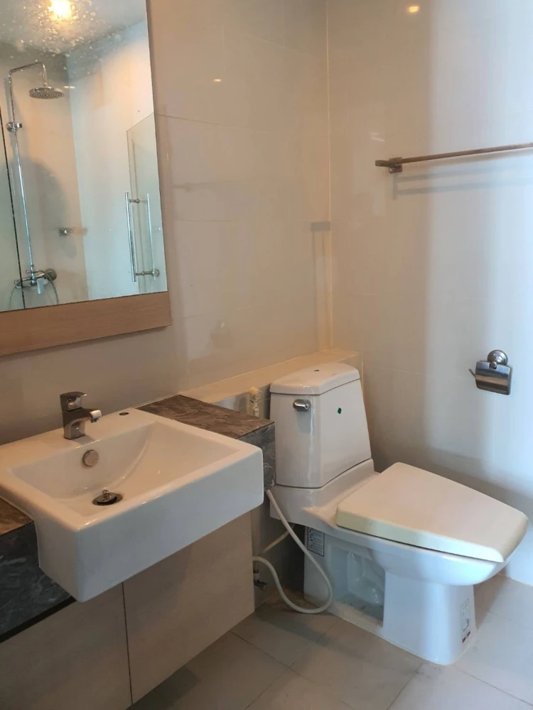 For sale: Chrisma Ramintra, 6th floor. A lovely, fully furnished unit. Book now!