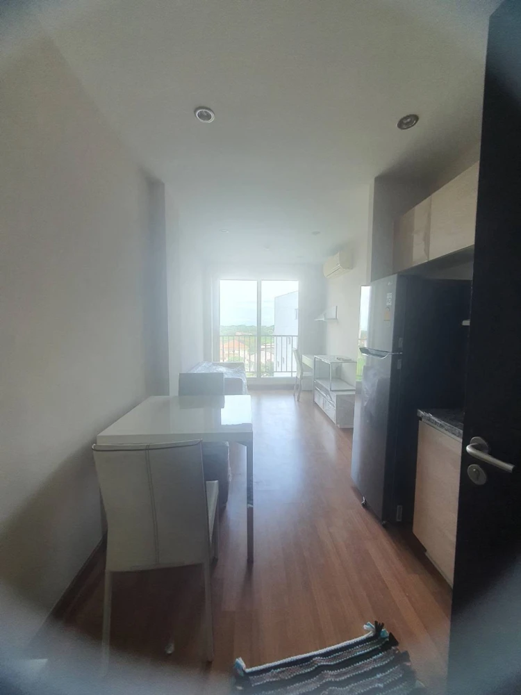 For sale: Chrisma Ramintra, 6th floor. A lovely, fully furnished unit. Book now!