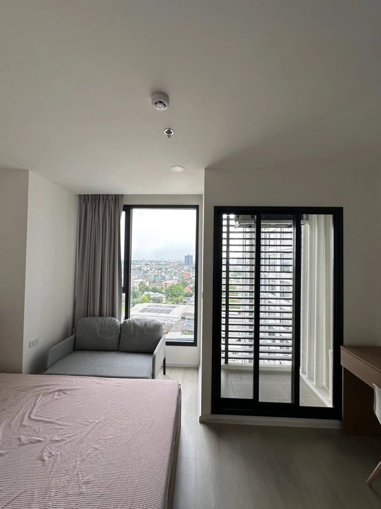 For rent: Ciela Charan 13 Station, 15th floor, beautiful city view, no buildings blocking nearby. Interested? Reserve now!