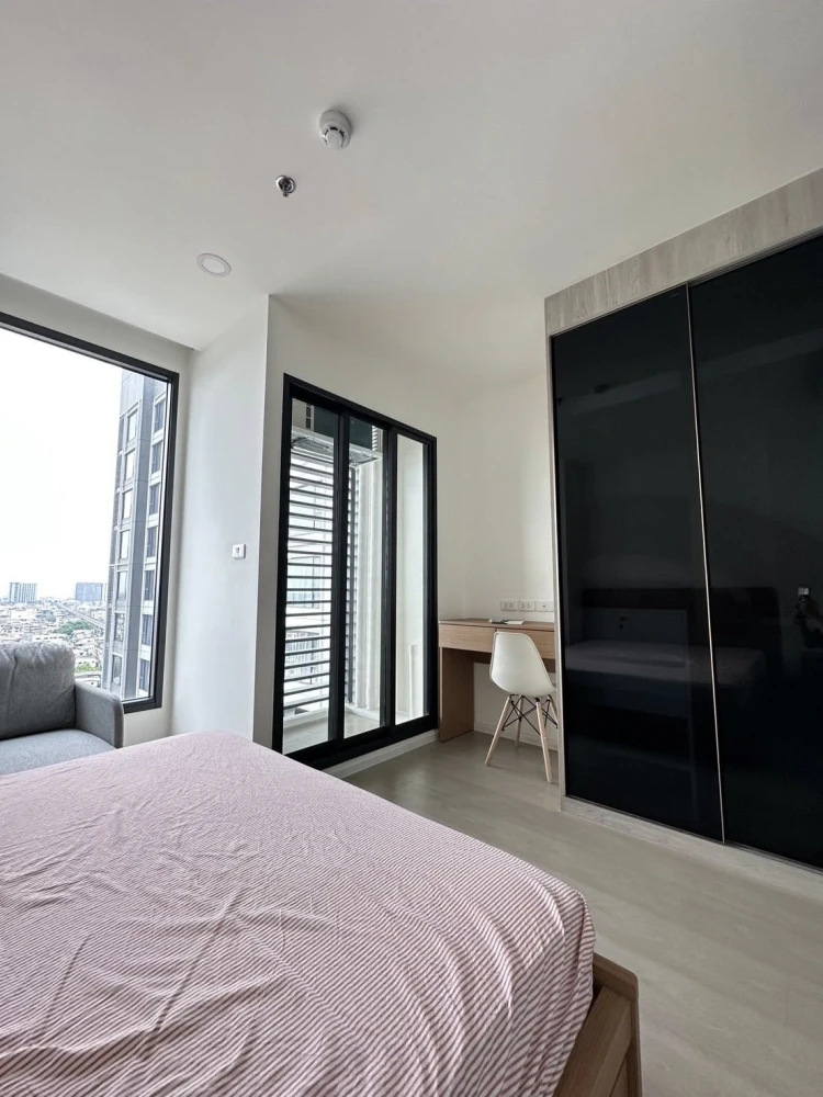For rent: Ciela Charan 13 Station, 15th floor, beautiful city view, no buildings blocking nearby. Interested? Reserve now!