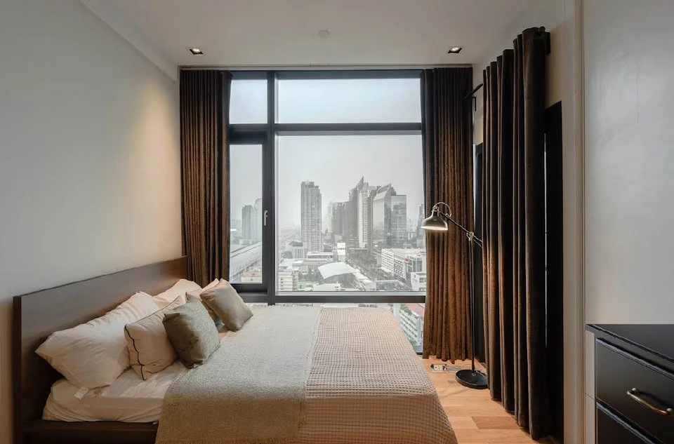 Circle 2 Living Prototype for rent, high floor 20+, spacious area, fully furnished, don't miss it.