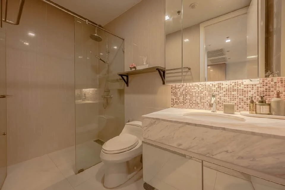 Circle 2 Living Prototype for rent, high floor 20+, spacious area, fully furnished, don't miss it.