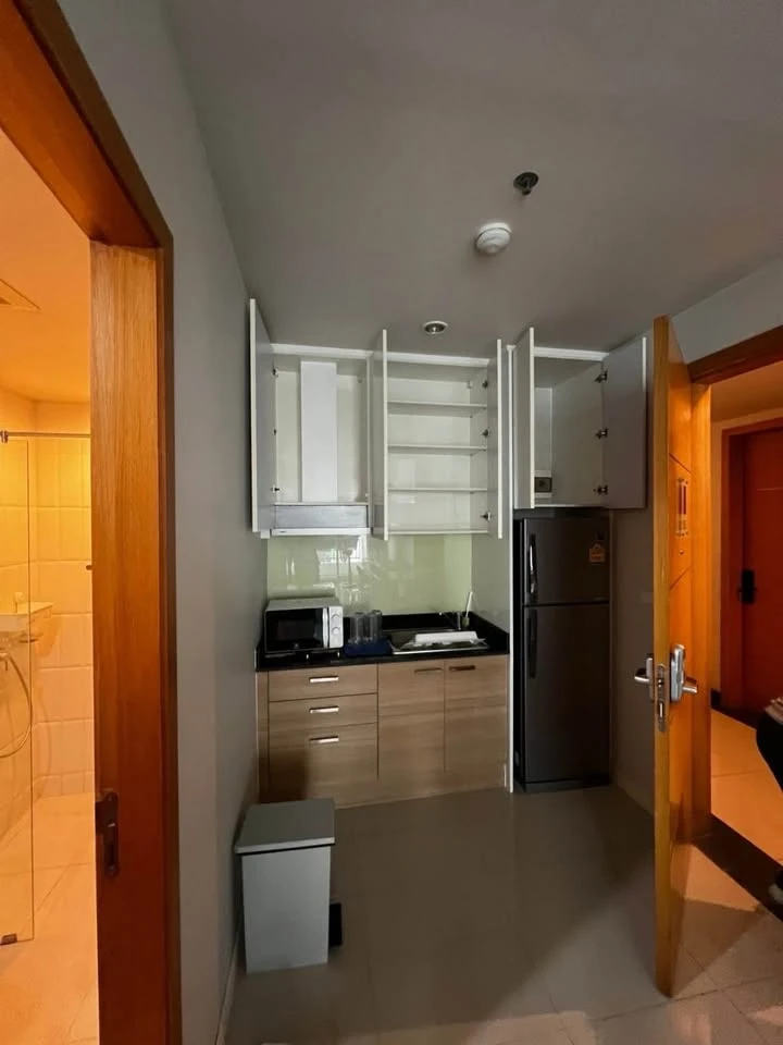 Circle Condominium for rent, STUDIO room, built-in furniture, entire room, complete in one place, book now.