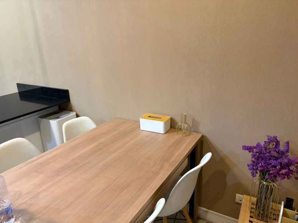 Circle Condominium for rent. Spacious room, fully furnished. Book now! Don't miss out!