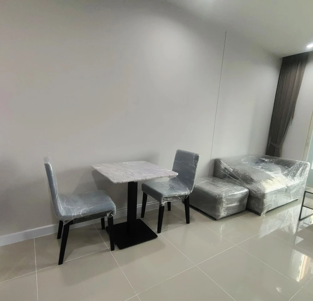 Circle Condominium for rent, spacious room, comfortable living, lots of usable space, interested, reserve now.
