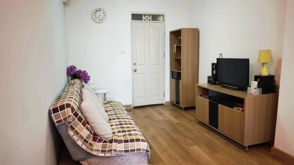 For rent: City Home Ratchada-Pinklao, spacious room, lots of usable space, good location, complete facilities, reserve now!
