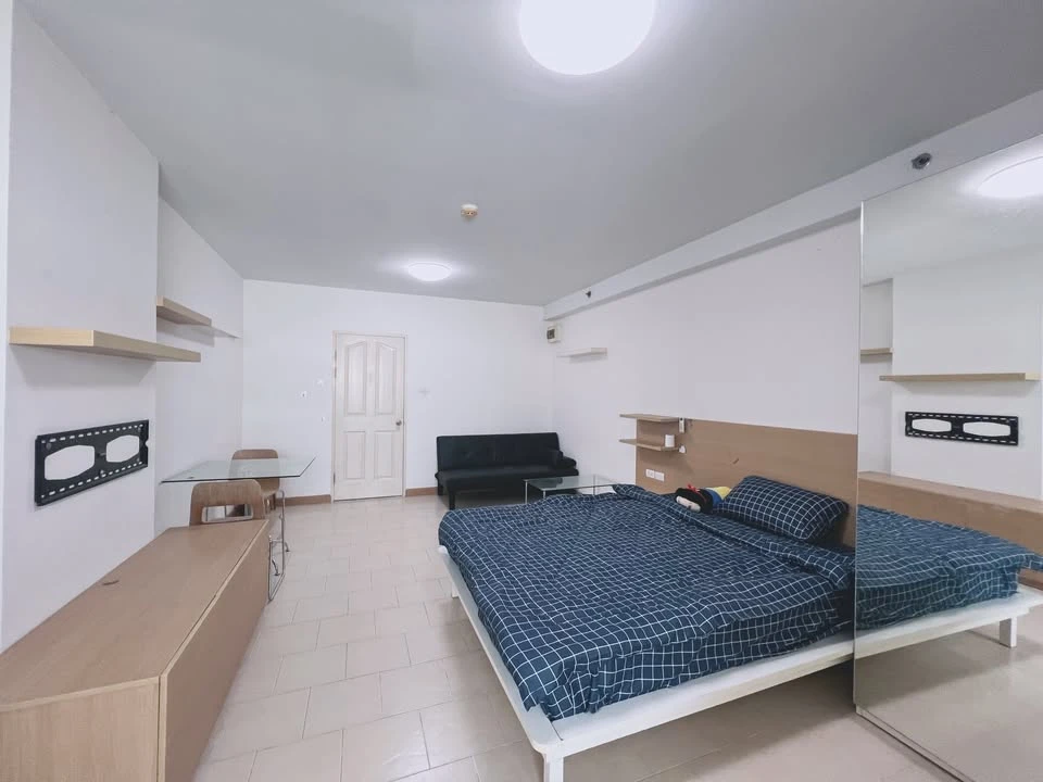 For sale: City Home Rattanathibet, ready to move in, spacious and comfortable room, hurry and reserve now!