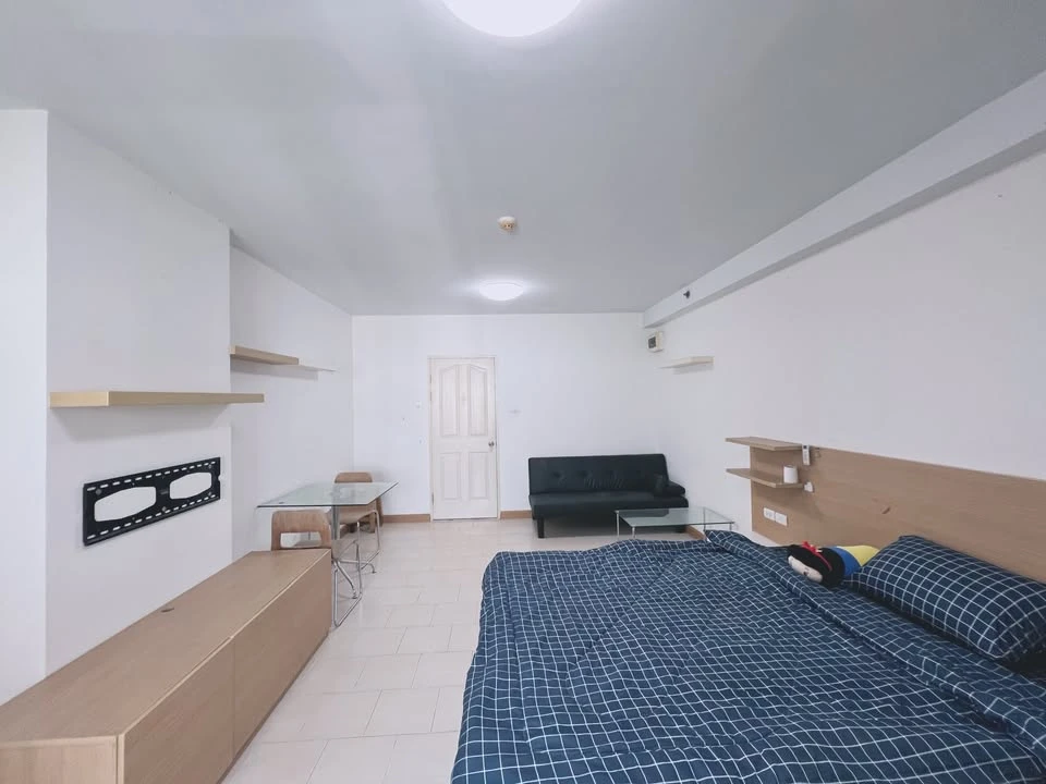 For sale: City Home Rattanathibet, ready to move in, spacious and comfortable room, hurry and reserve now!